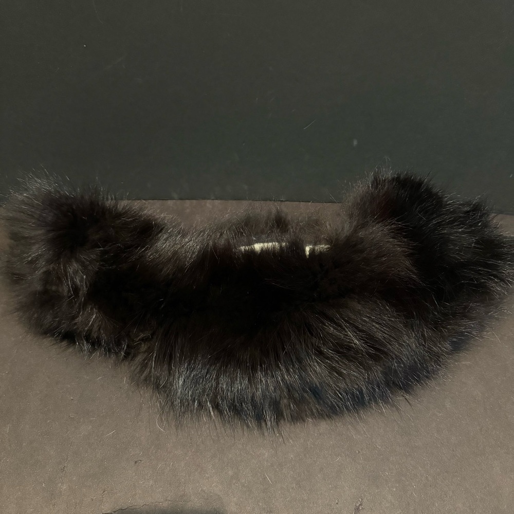 Black fox fur vintage collar excellent condition extremely luxurious - Picture 3 of 3